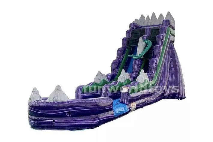 Inflatable Dragon’s Lair water slide FWS299
