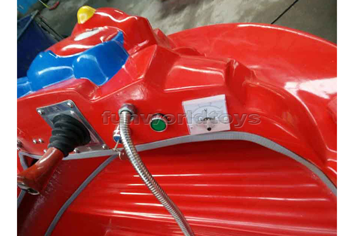 Water Fiberglass Electric Bumper Boat FWWG24