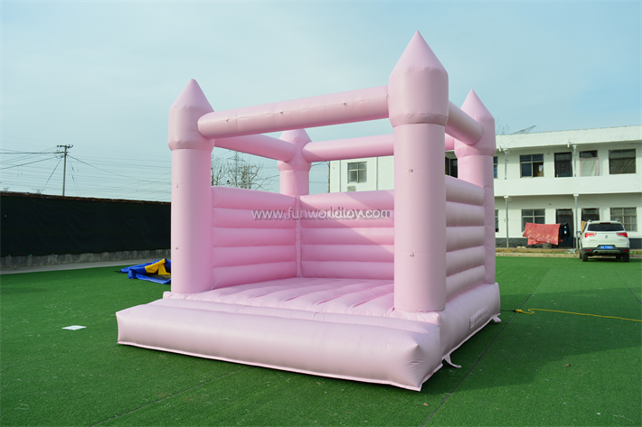 Inflatable Pink Wedding Bounce House FWW48