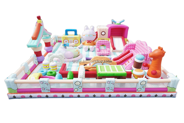 Rabbit’s Home Inflatable Fun City FWF134