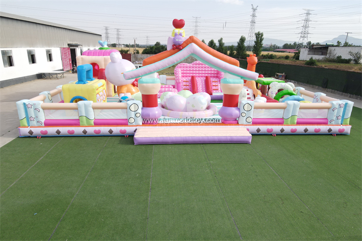 Rabbit’s Home Inflatable Fun City FWF134