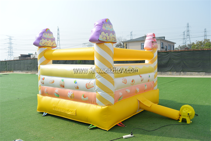 Inflatable Cake Fun City FWF137