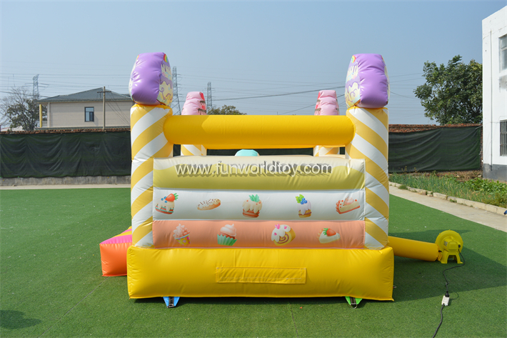 Inflatable Cake Fun City FWF137