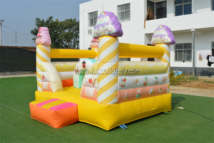 Inflatable Cake Fun City FWF137