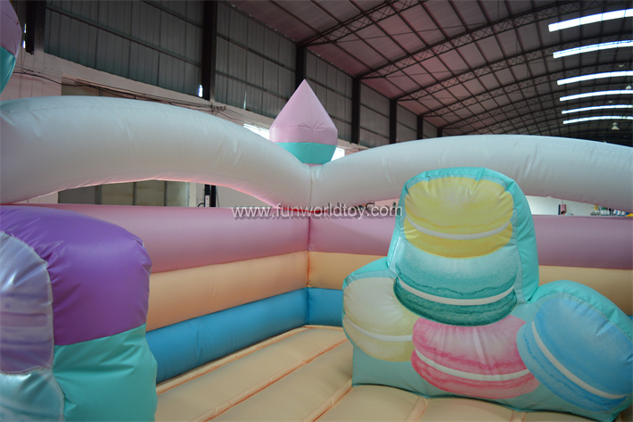 Macaron trampoline FWC394