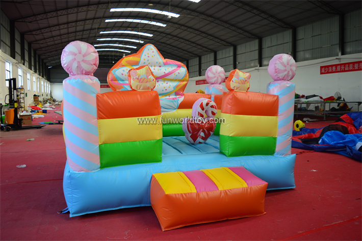 Candy Bounce House FWC395