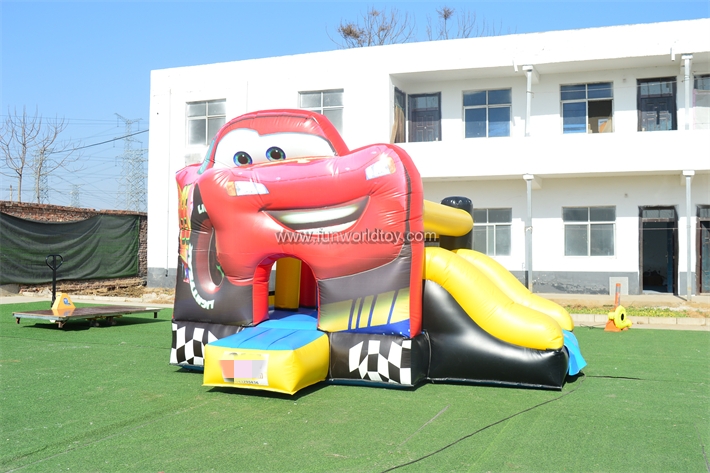 Cars Lightning McQueen Bounce House Slide FWZ407