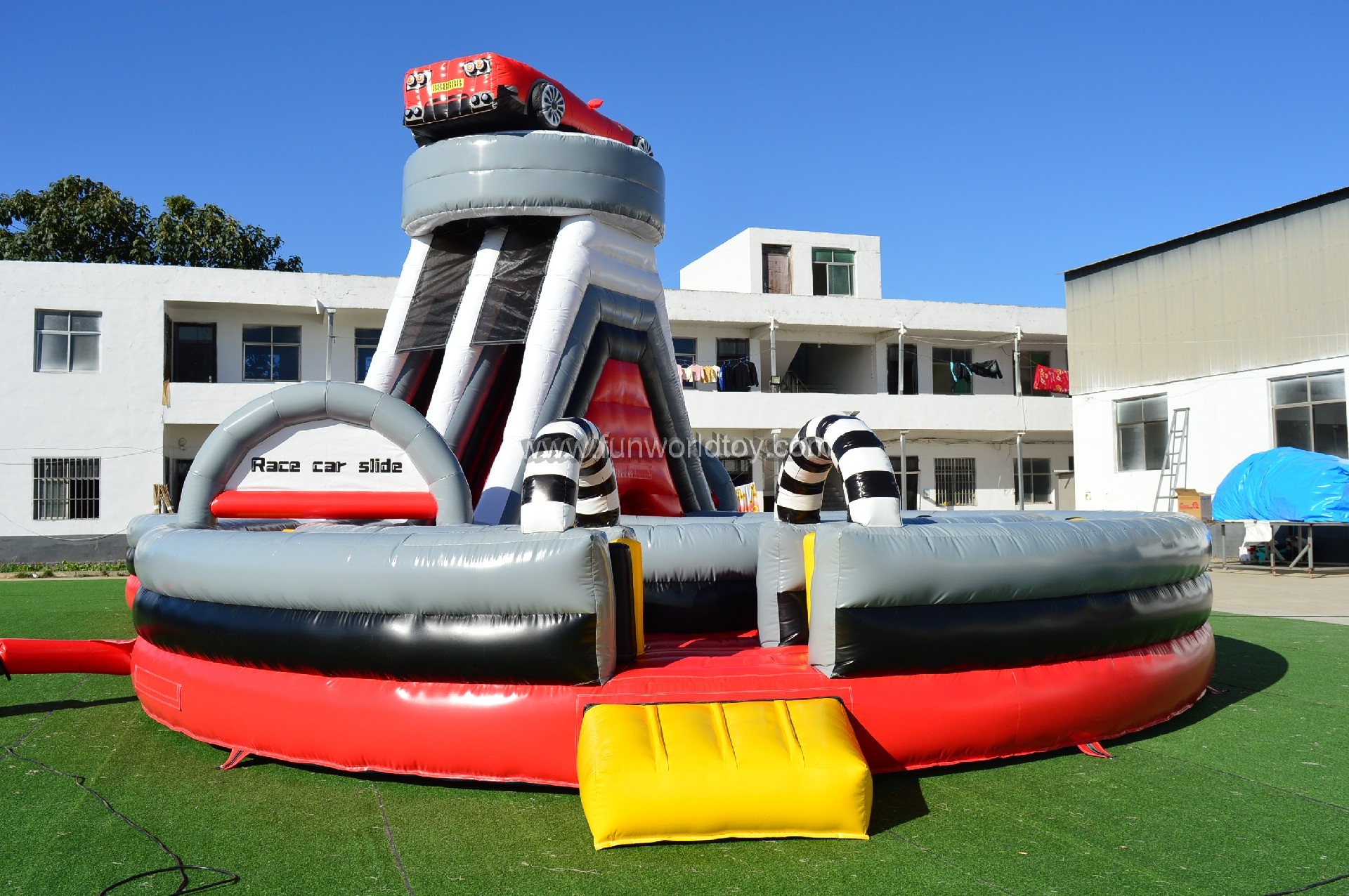 Crash Obstacle Course FWF127