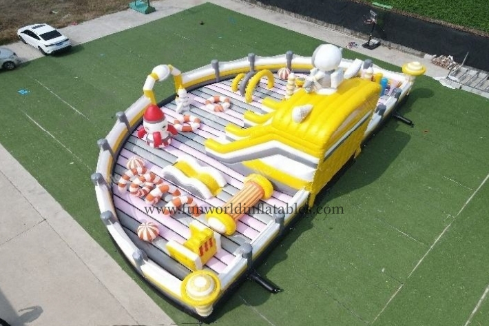 Space Astronaut Theme Amusement Park FWF182