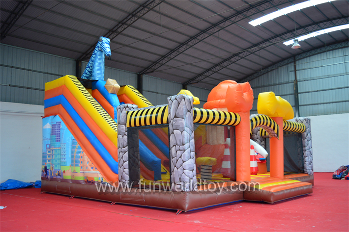 Inflatable Playground Giant Worker FWF160