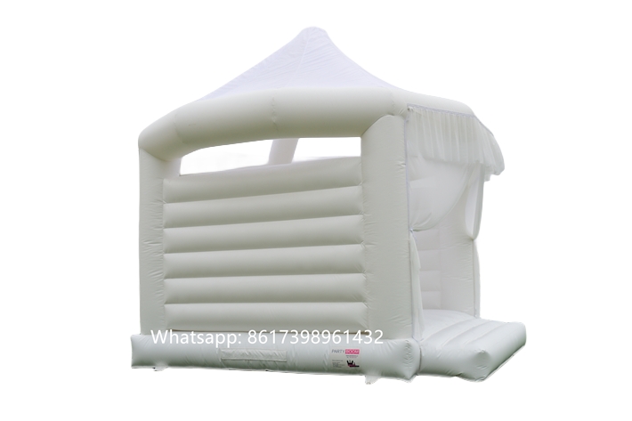 Inflatable wedding bounce castle FWC407